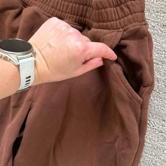 AEO Brown Boyfriend Joggers - Picture 3 of 7